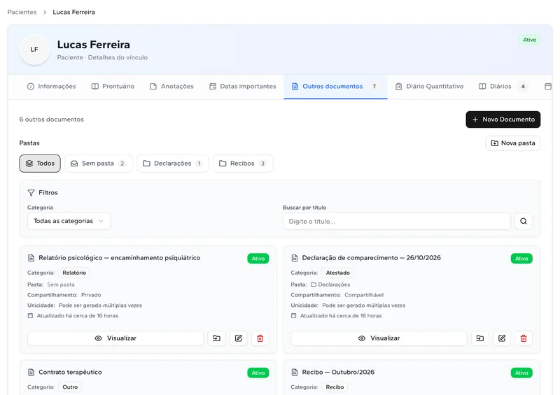 Página de um paciente com as pastas Declarações e Recibos e os documentos do vínculo.